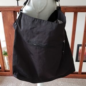 Hobo handbag